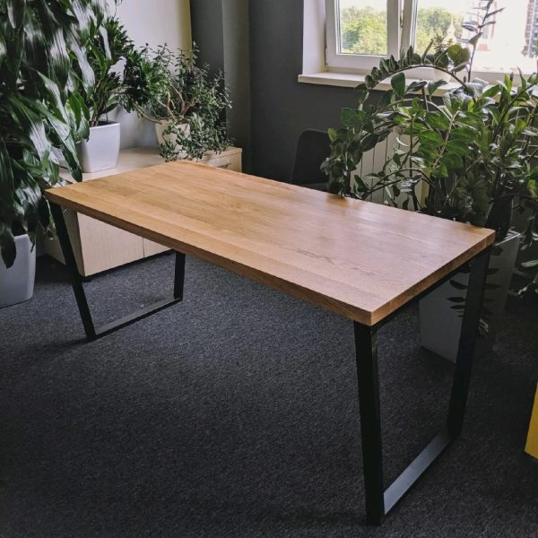 Деревянный стол в стиле Лофт