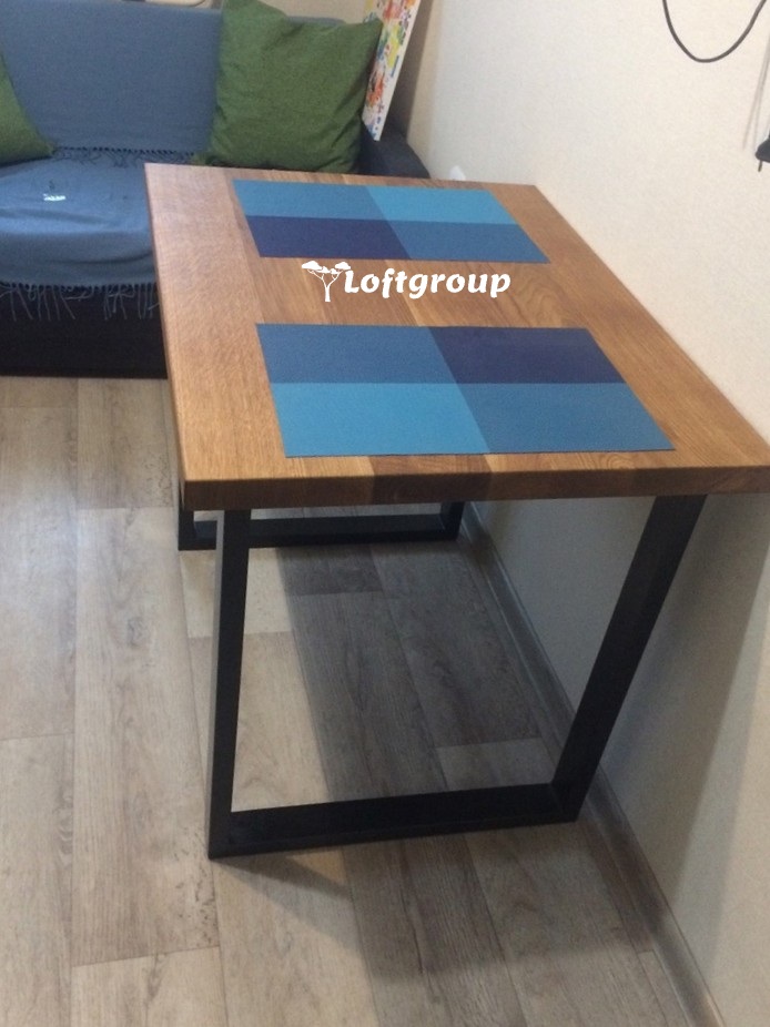 Кухонний стіл з масиву на замовлення