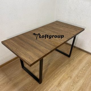 Обеденный стол лофт