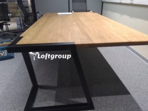 Великий офісний стіл лофт для переговорів