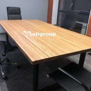Деревянный стол лофт для переговоров