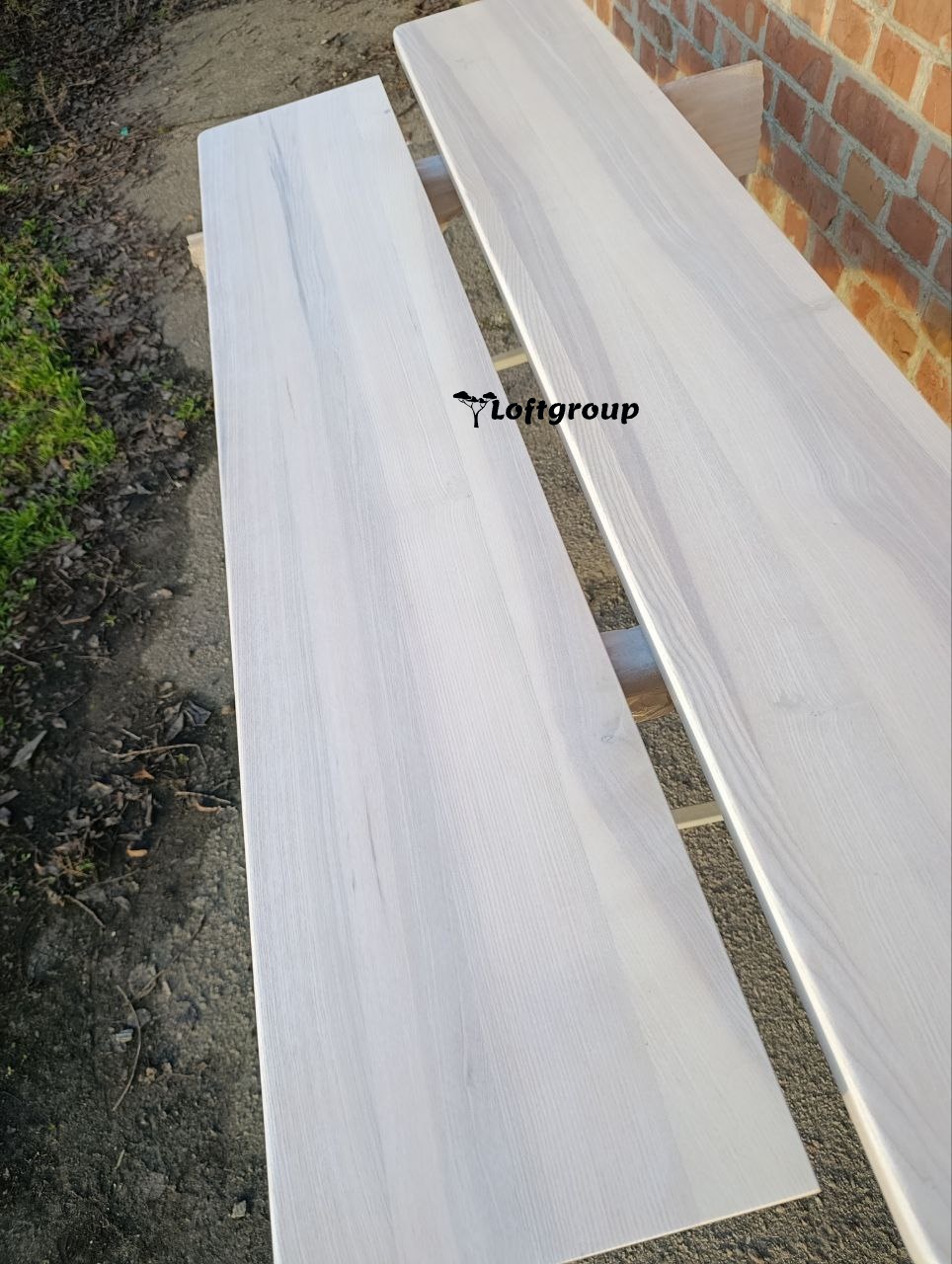 Подоконники из массива дерева