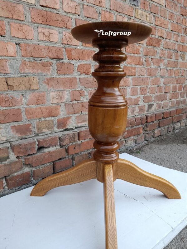 Точенная опора для стола из дерева