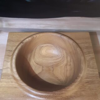 Тарілка із дерева для борщу