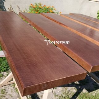 Деревянные подоконники с защитой от солнца